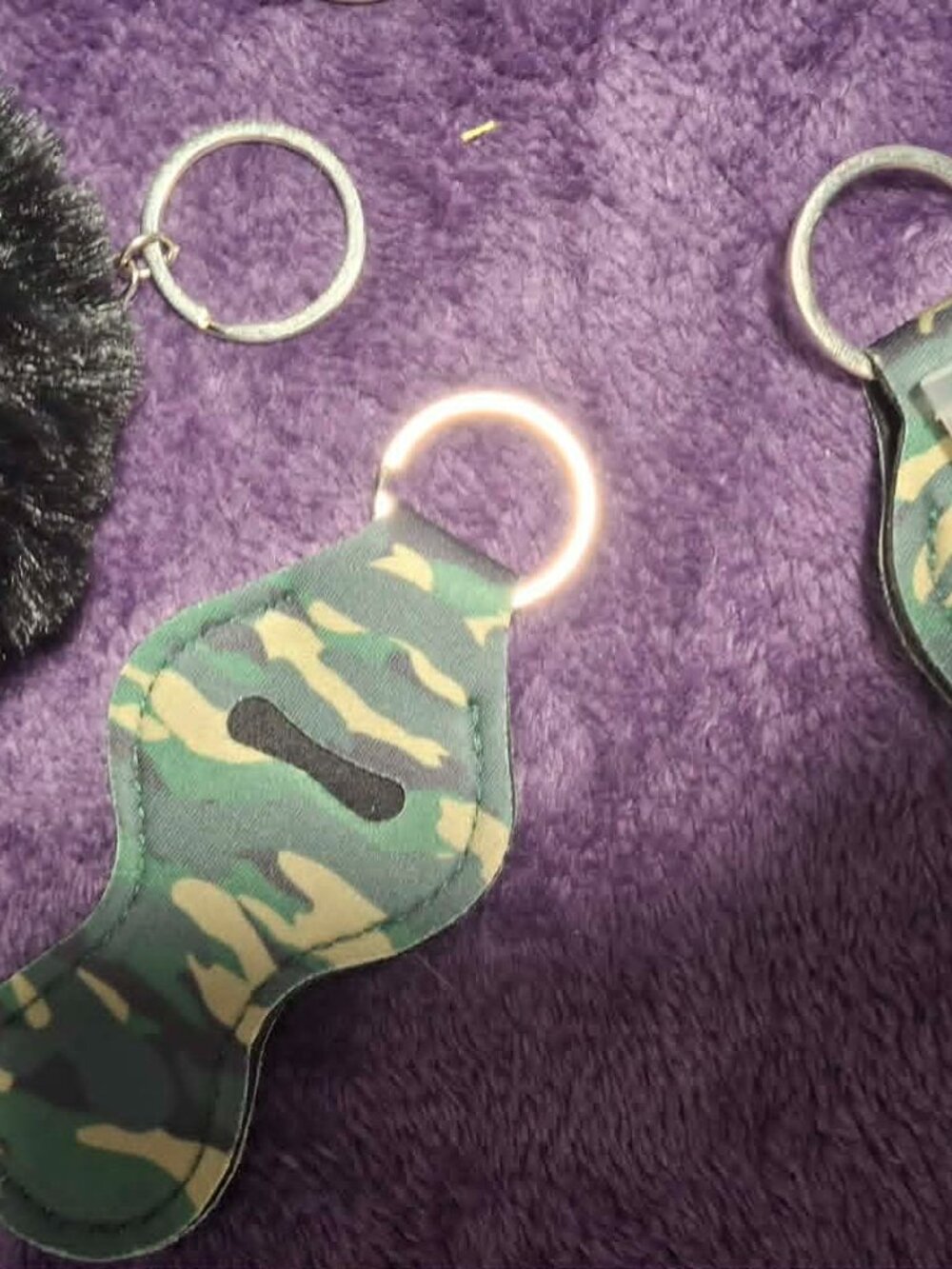 NWOT Green Camo Safety Keychain w/Alarm - Picture 3 of 5